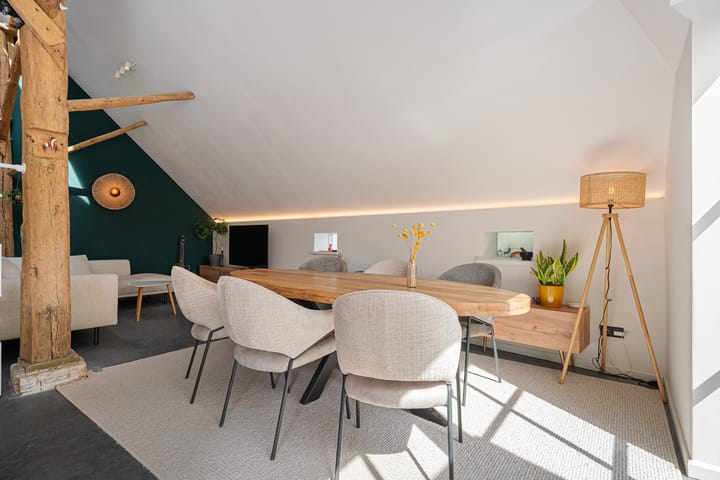 Stylishly Renovated Farmhouse with Versatile Living Spaces — 60