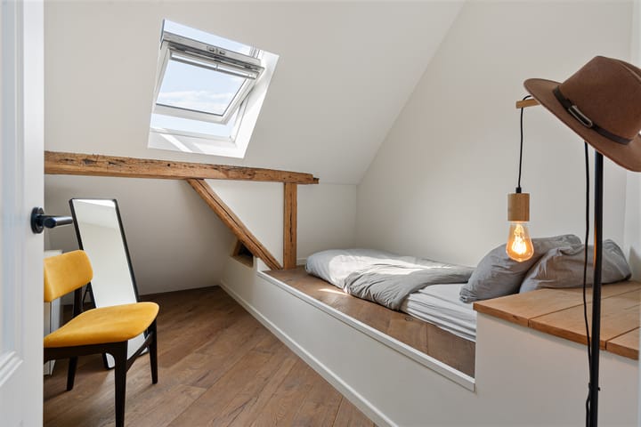Stylishly Renovated Farmhouse with Versatile Living Spaces — 92