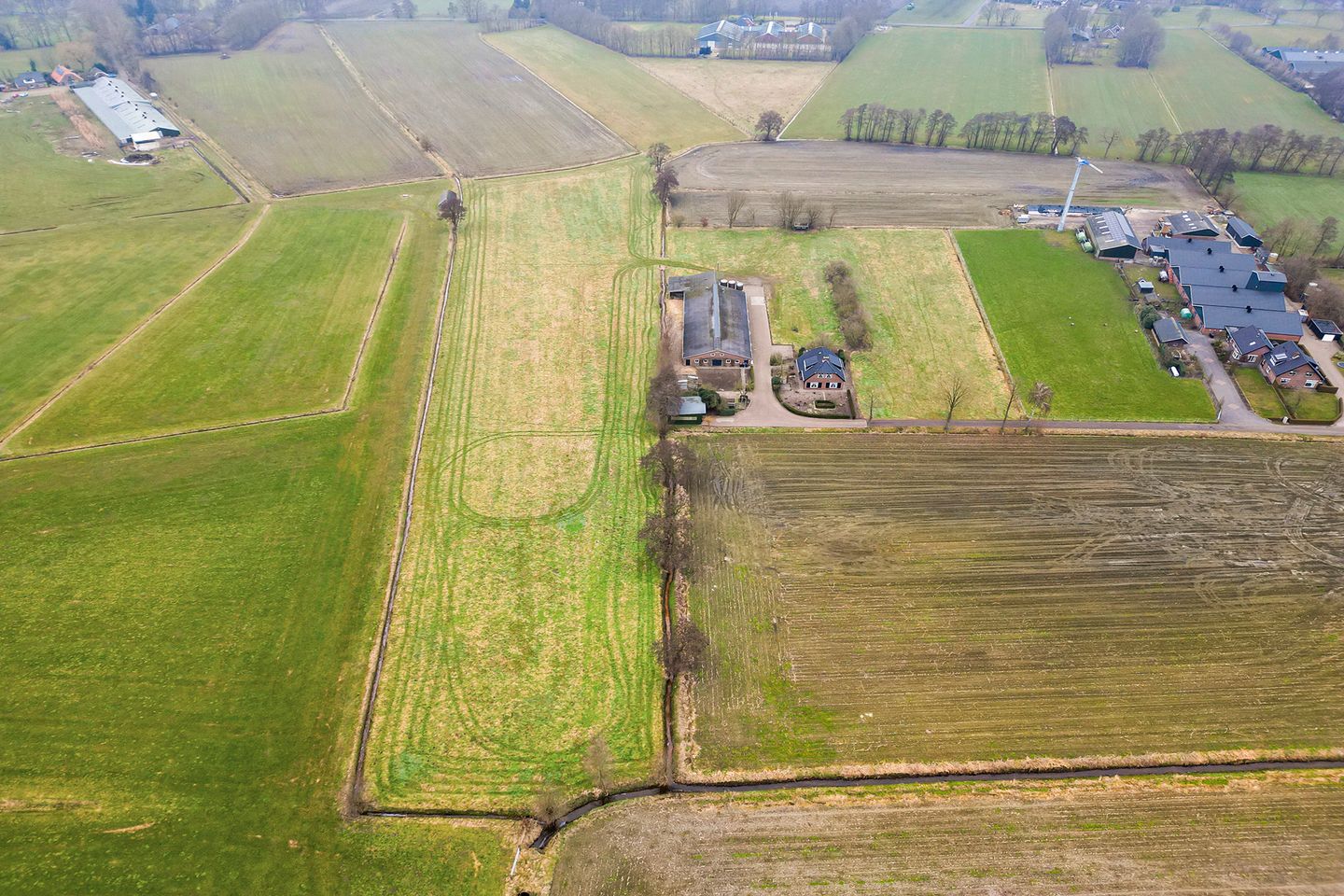 Foto 40 van Velkemeensedijk 25