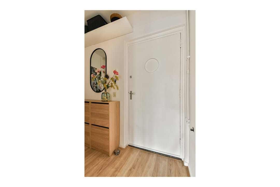 Photo 8 of Riouwstraat 20