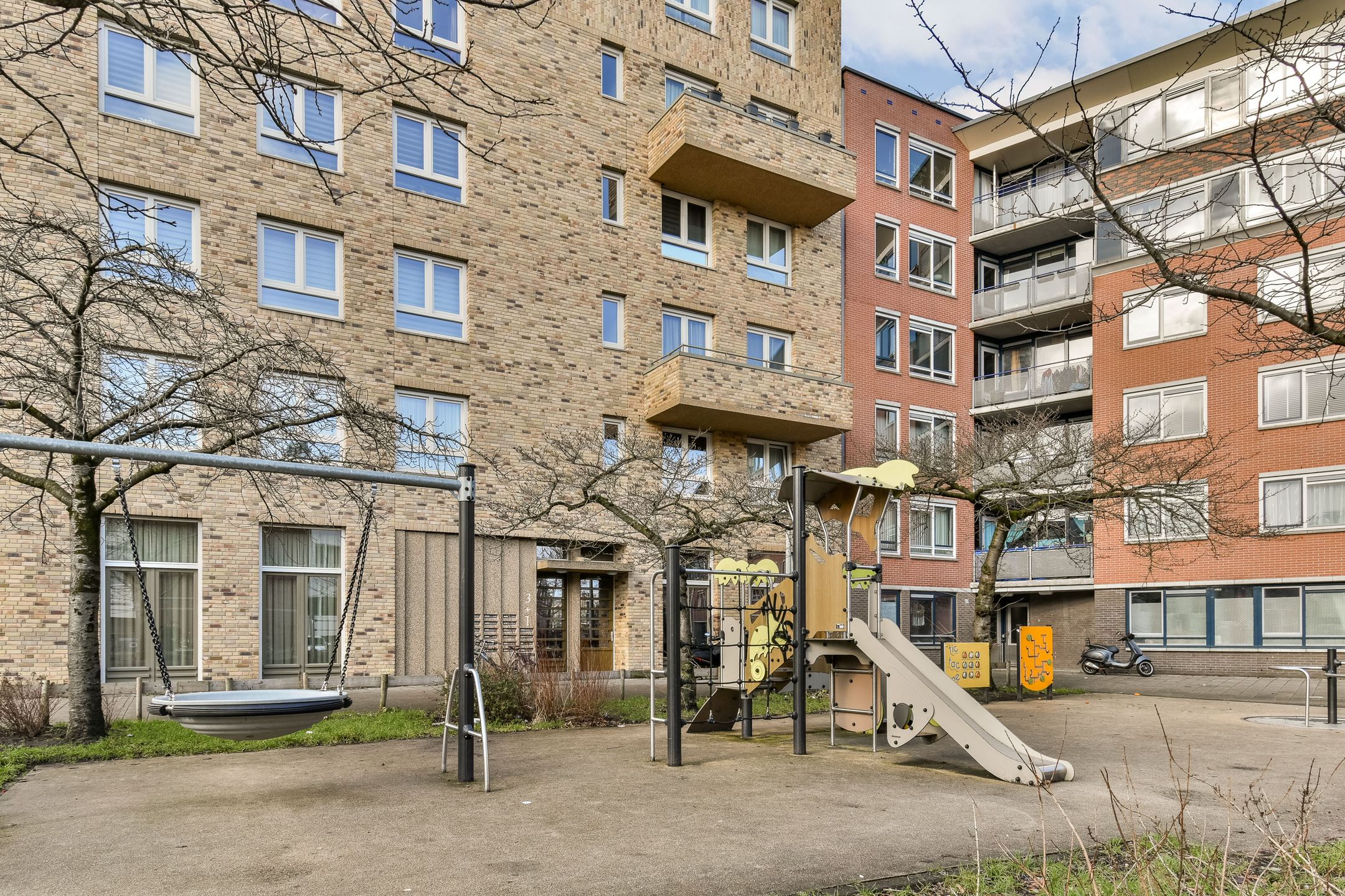 Foto 39 van Riouwstraat 20