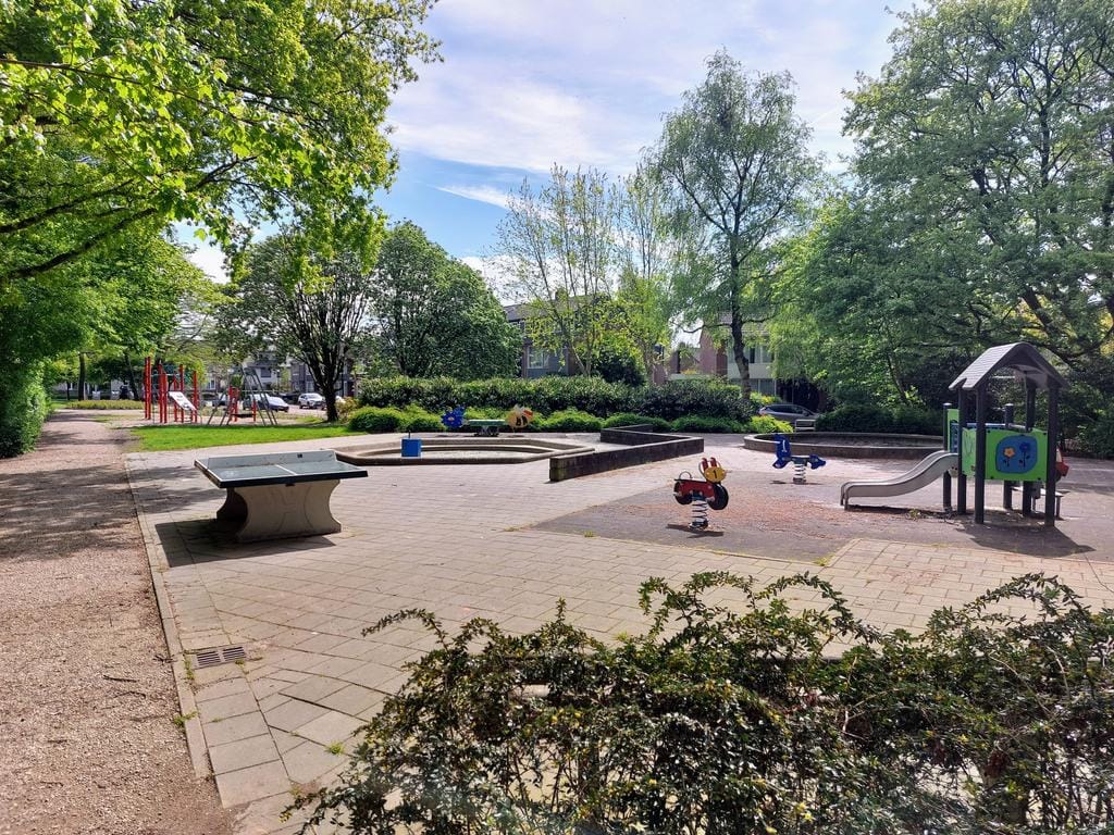 Photo 28 of Vierlingsbeeklaan 54