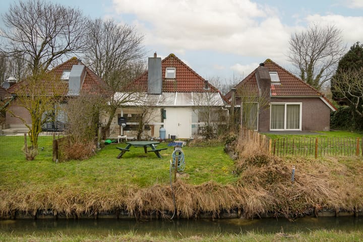 Photo 2 of Herkingsezeedijk 215