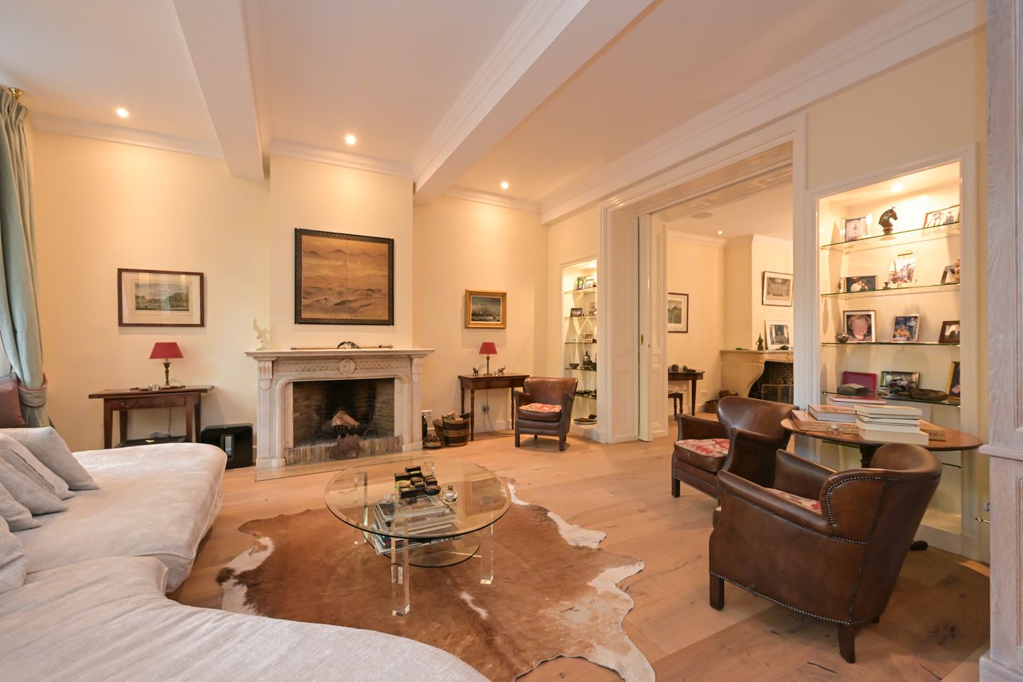 Photo 4 of Lange Voorhout 100