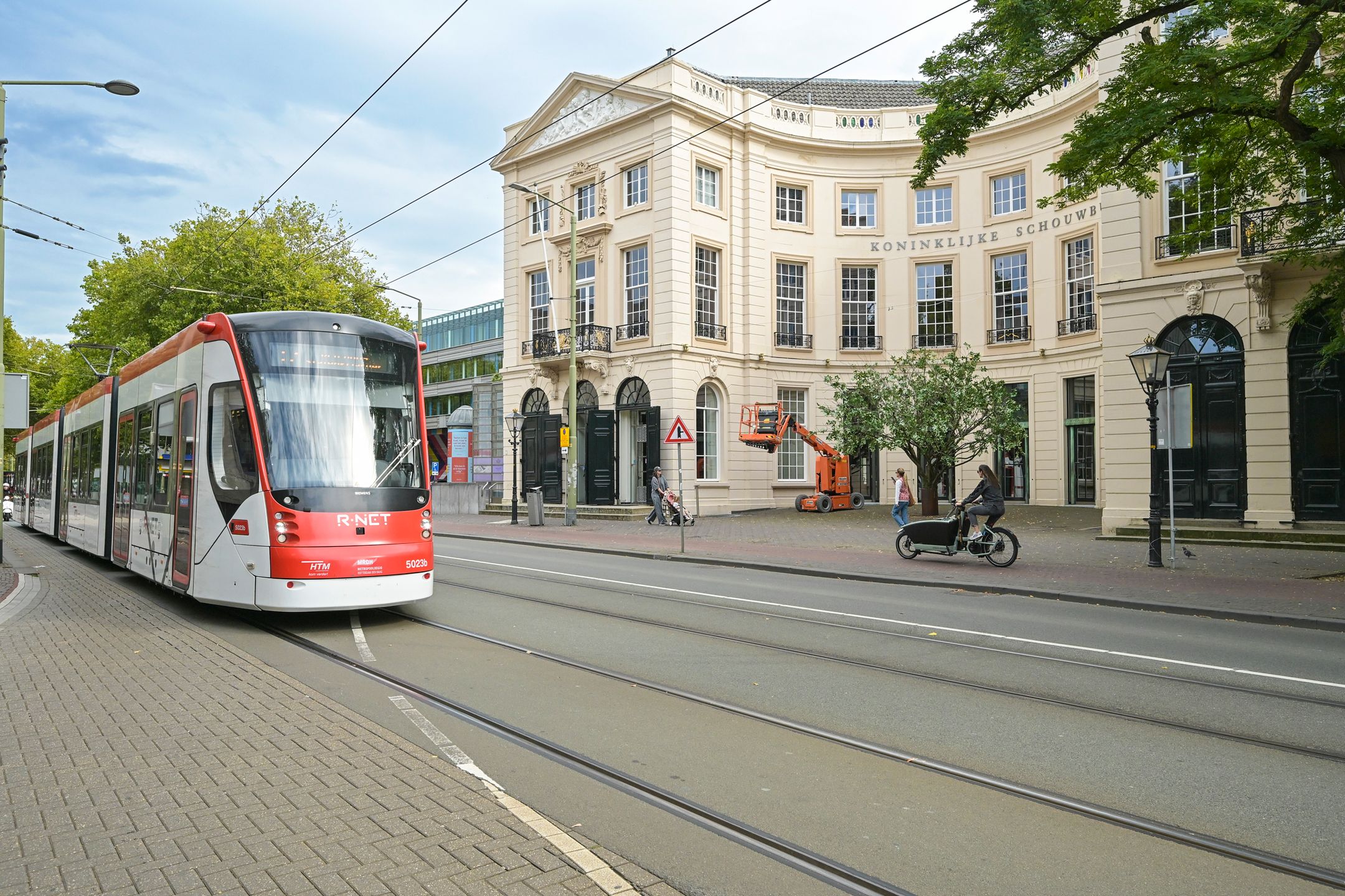 Photo 33 of Lange Voorhout 100