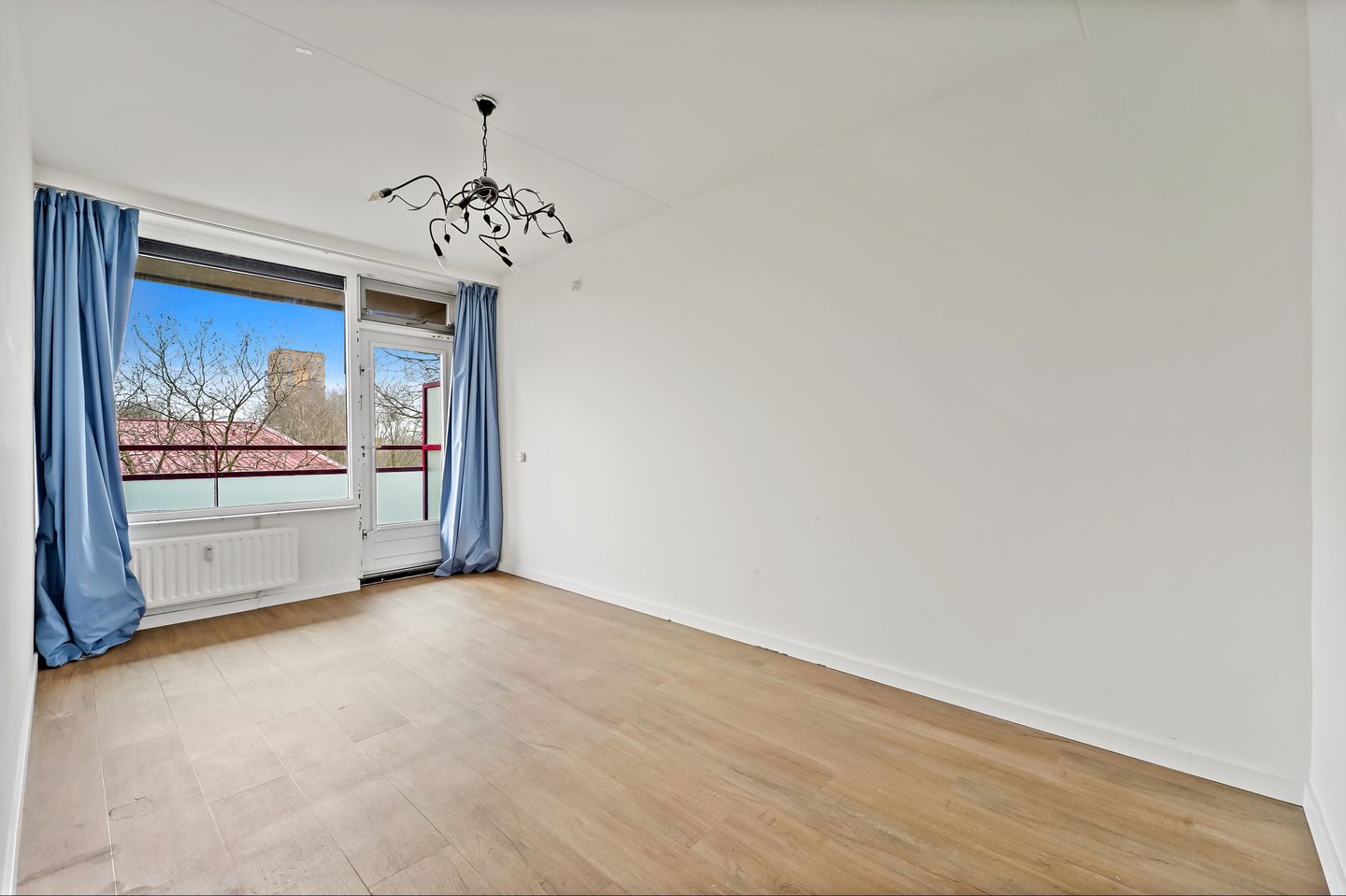 Photo 20 of Aart van der Leeuwlaan 55