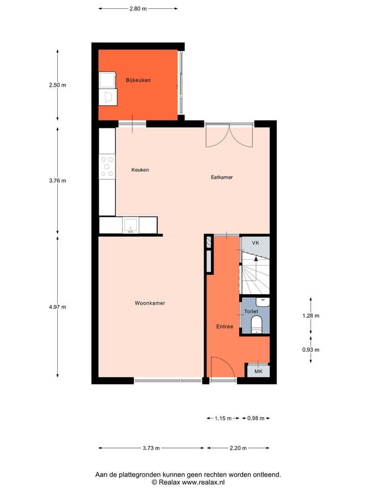 Spacious corner home with 5 bedrooms and 2 bathrooms in Roden — 95