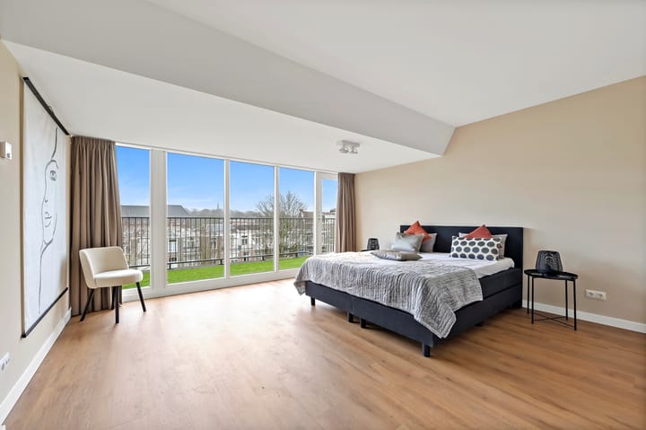 Photo 3 of Raamweg 13-G