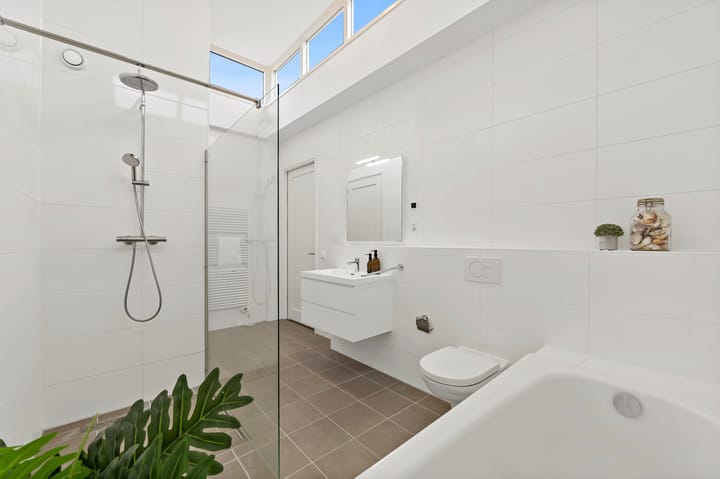 Photo 4 of Raamweg 13-G