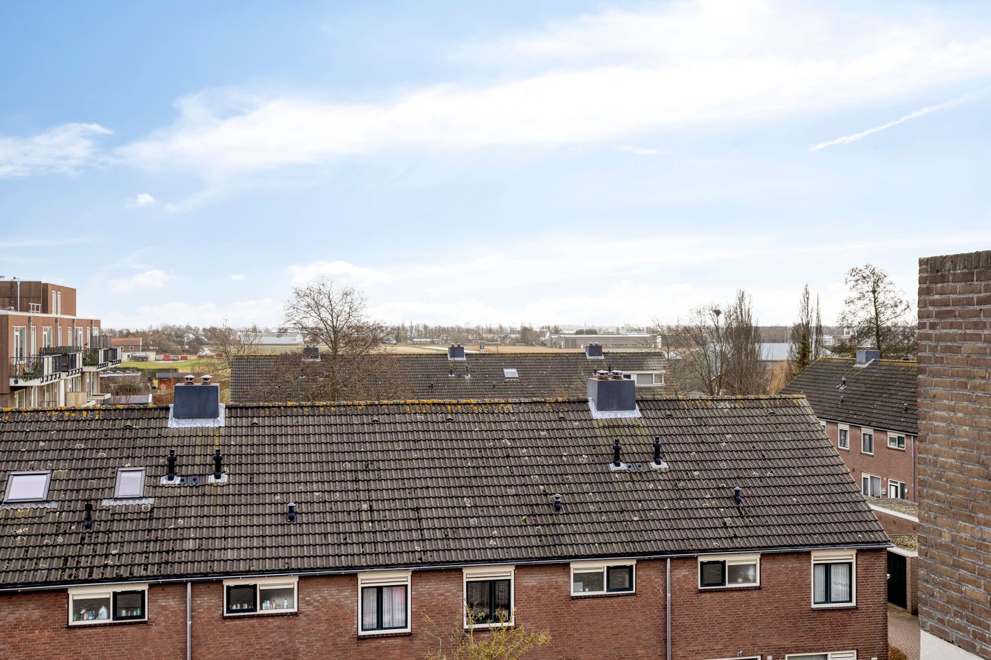 Fully Renovated Studio with Sunny Balcony in Noordwijkerhout — 39