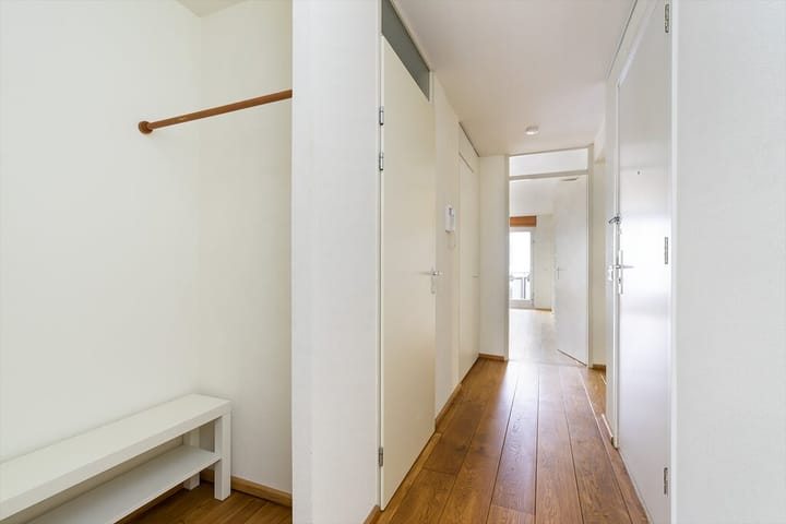 Foto 10 van Calliopestraat 49