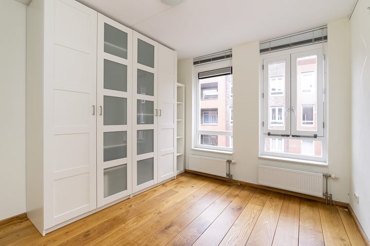 Foto 15 van Calliopestraat 49