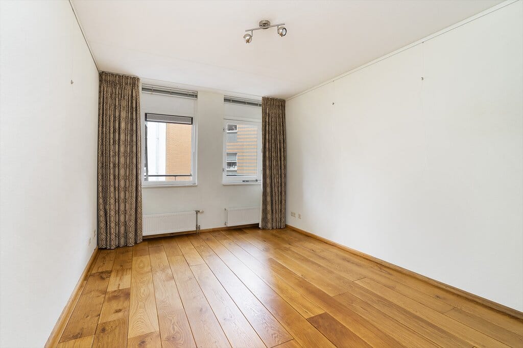 Photo 17 of Calliopestraat 49