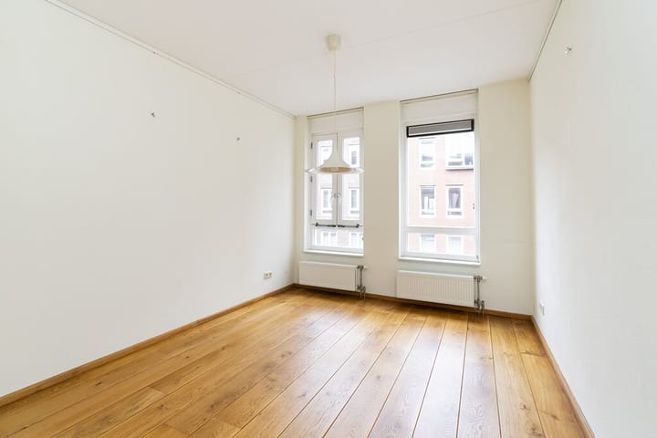 Foto 19 van Calliopestraat 49