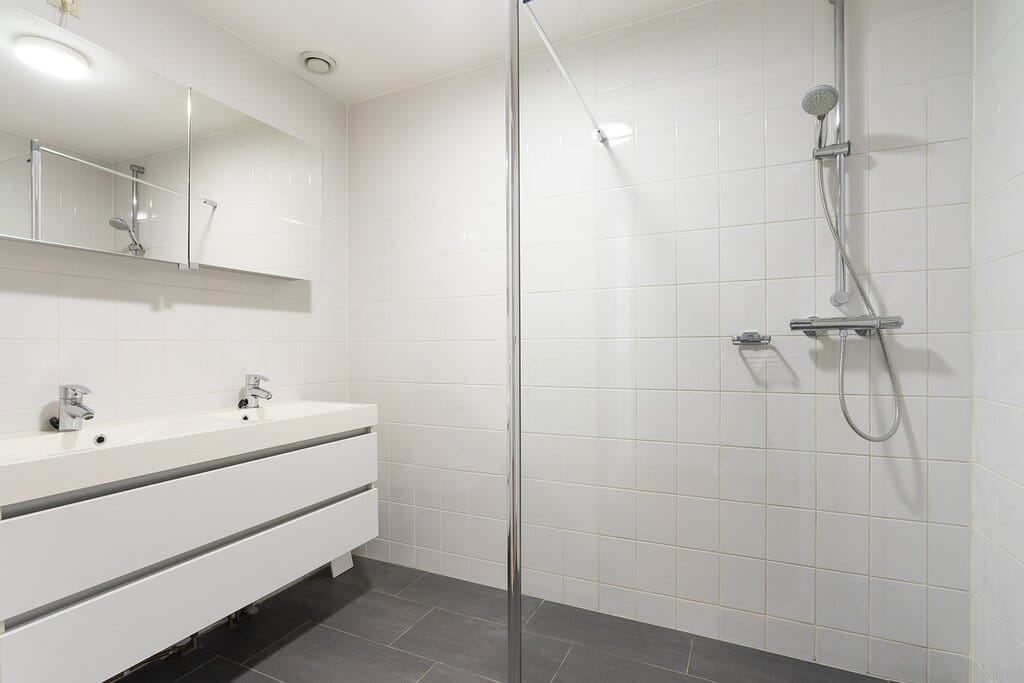 Photo 20 of Calliopestraat 49