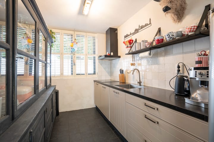 Charming townhouse with sunny south-facing garden in Leerdam center — 17