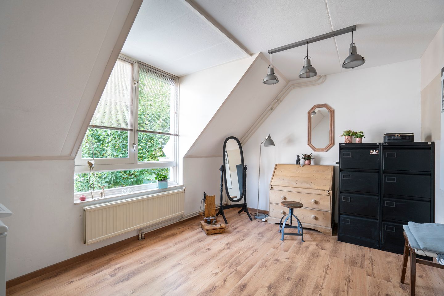 Charming townhouse with sunny south-facing garden in Leerdam center — 27
