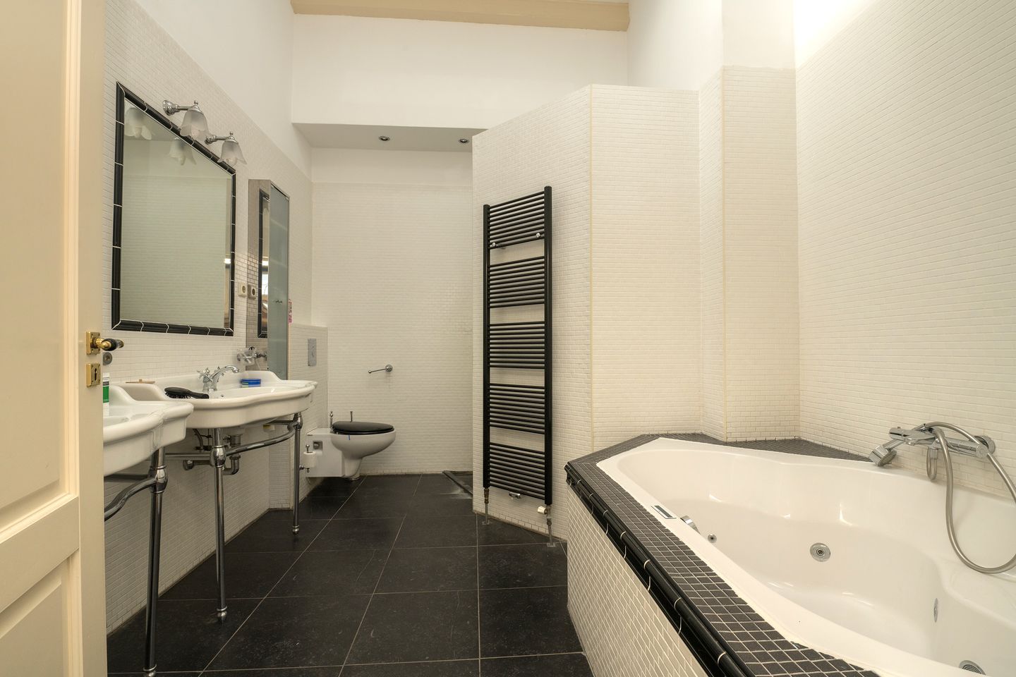 Foto 40 van Nassaulaan 9