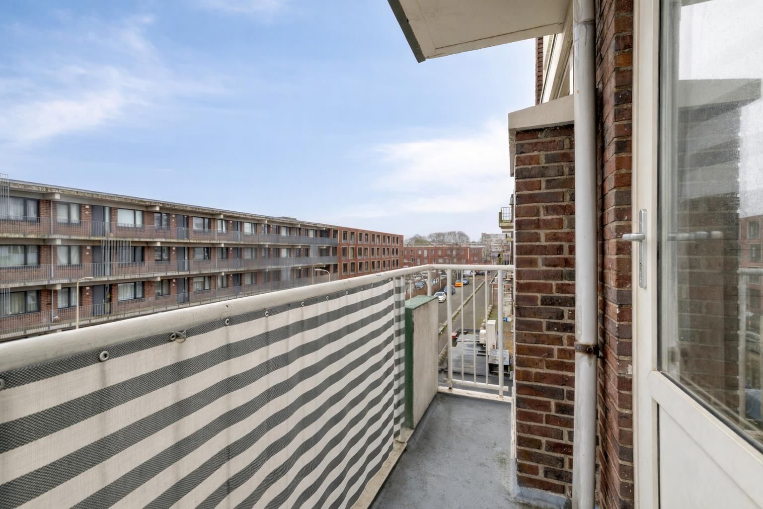 Foto 3 van Leyweg 655