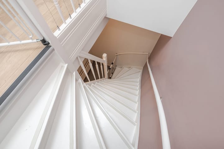 Spacious Double Upper Apartment with Terrace in Historic Voorburg Center — 68