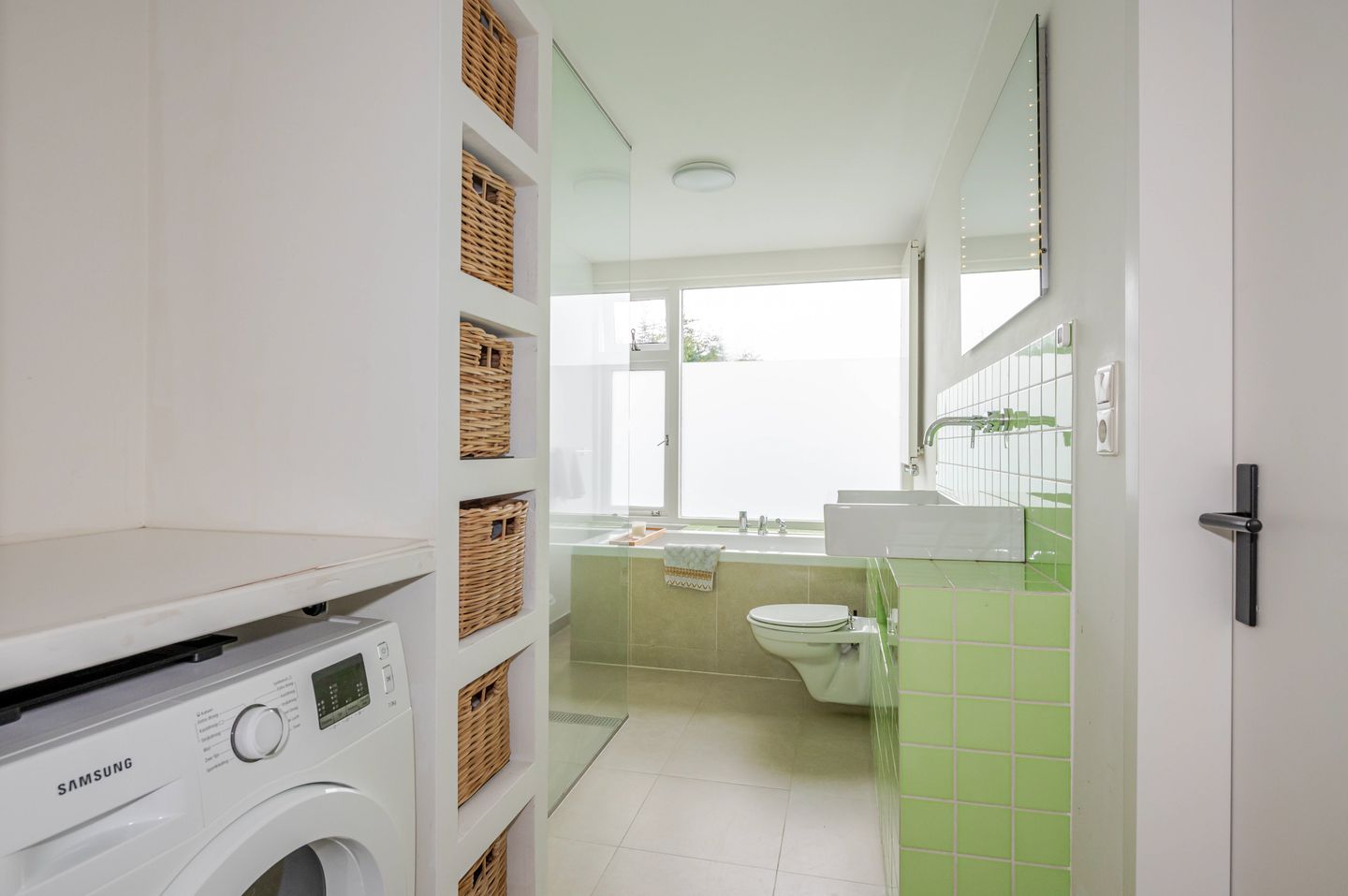 Foto 44 van Oranjelust 38