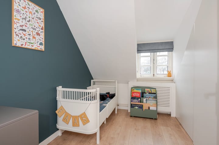 Spacious Double Upper Apartment with Terrace in Historic Voorburg Center — 96
