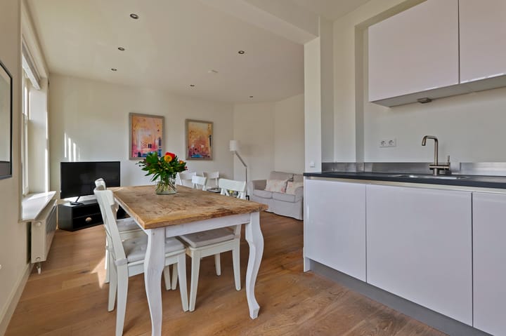 Photo 5 of Donarstraat 11-2