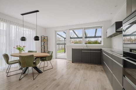 Roodborst 62 tertiary image