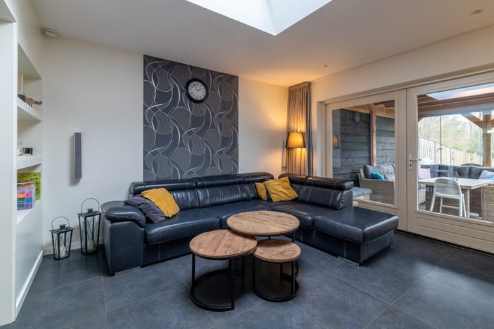 Photo 7 of Van Roijensweg 21-B