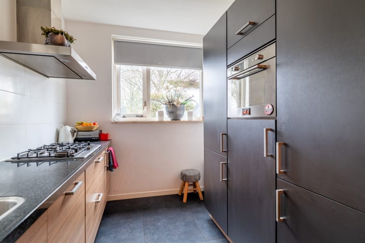 Photo 17 of Van Roijensweg 21-B