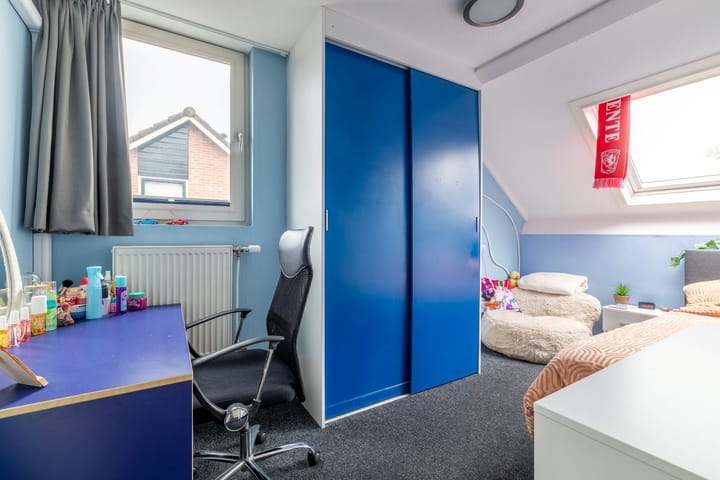 Photo 24 of Van Roijensweg 21-B