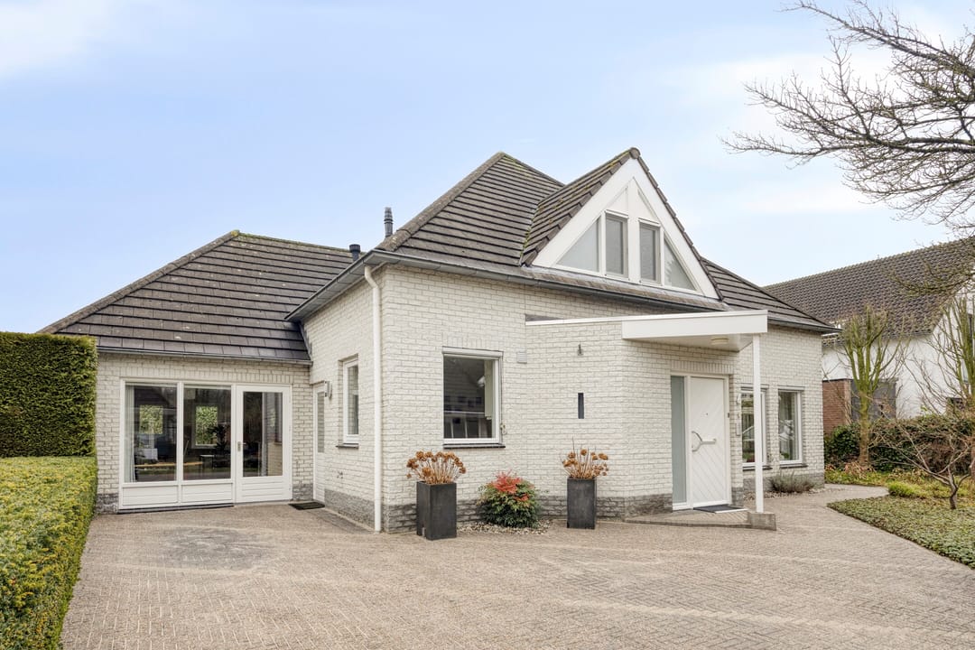 Foto 1 van Adourlaan 6