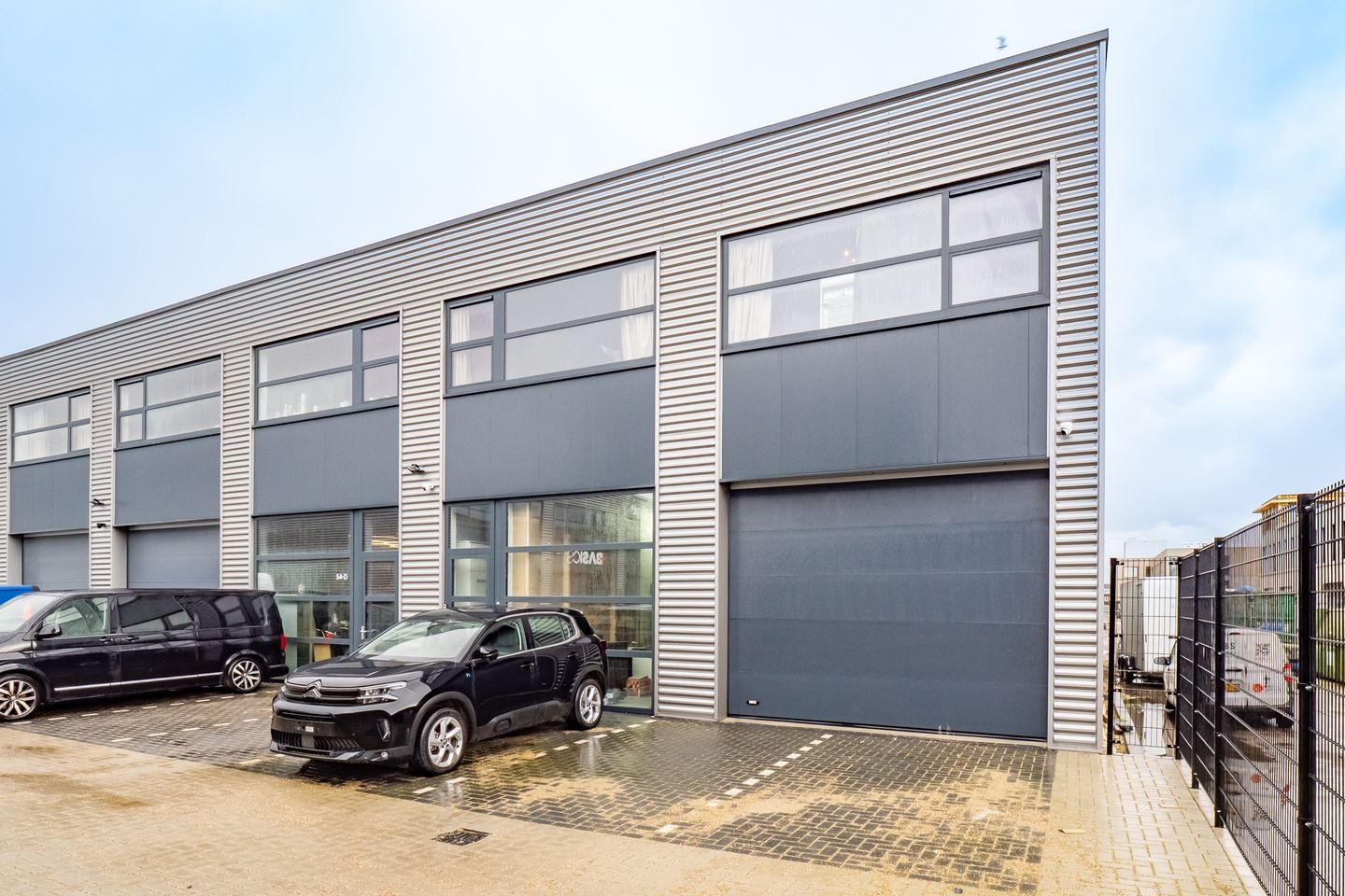 Bekijk foto 1 van Strijkviertel 54-E