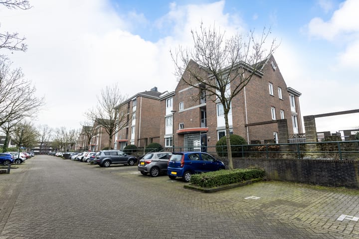 Foto 25 van Aletta Jacobslaan 74