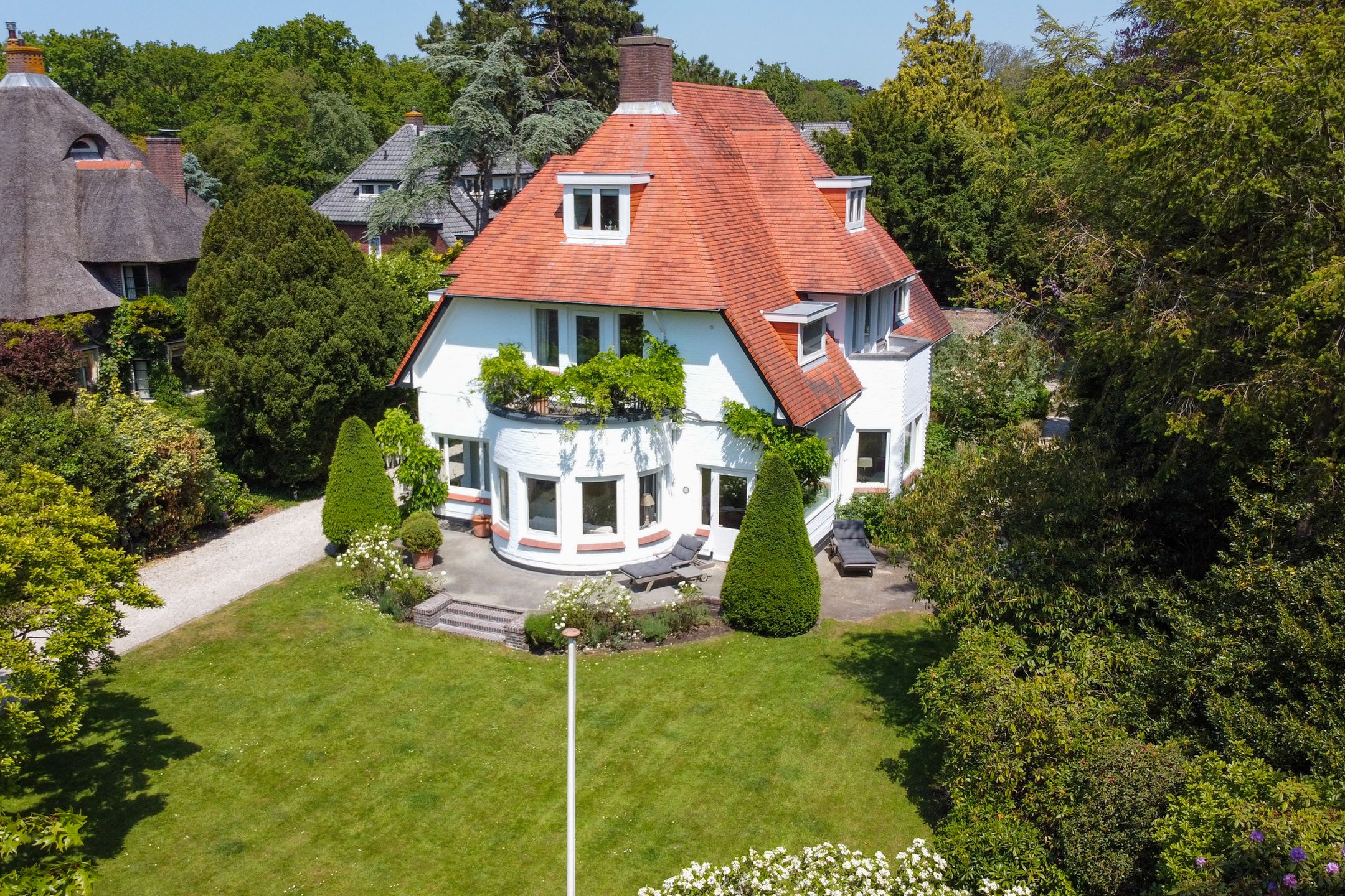 Koninginneweg 4