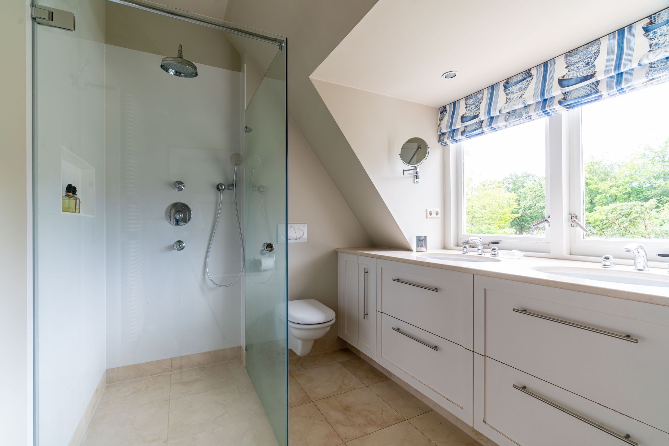 Foto 18 van Koninginneweg 4