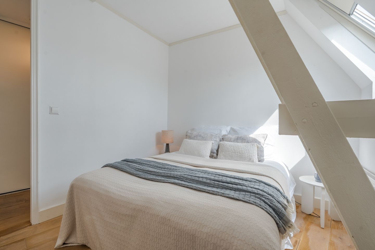 Foto 19 van Ferdinand Bolstraat 39-N