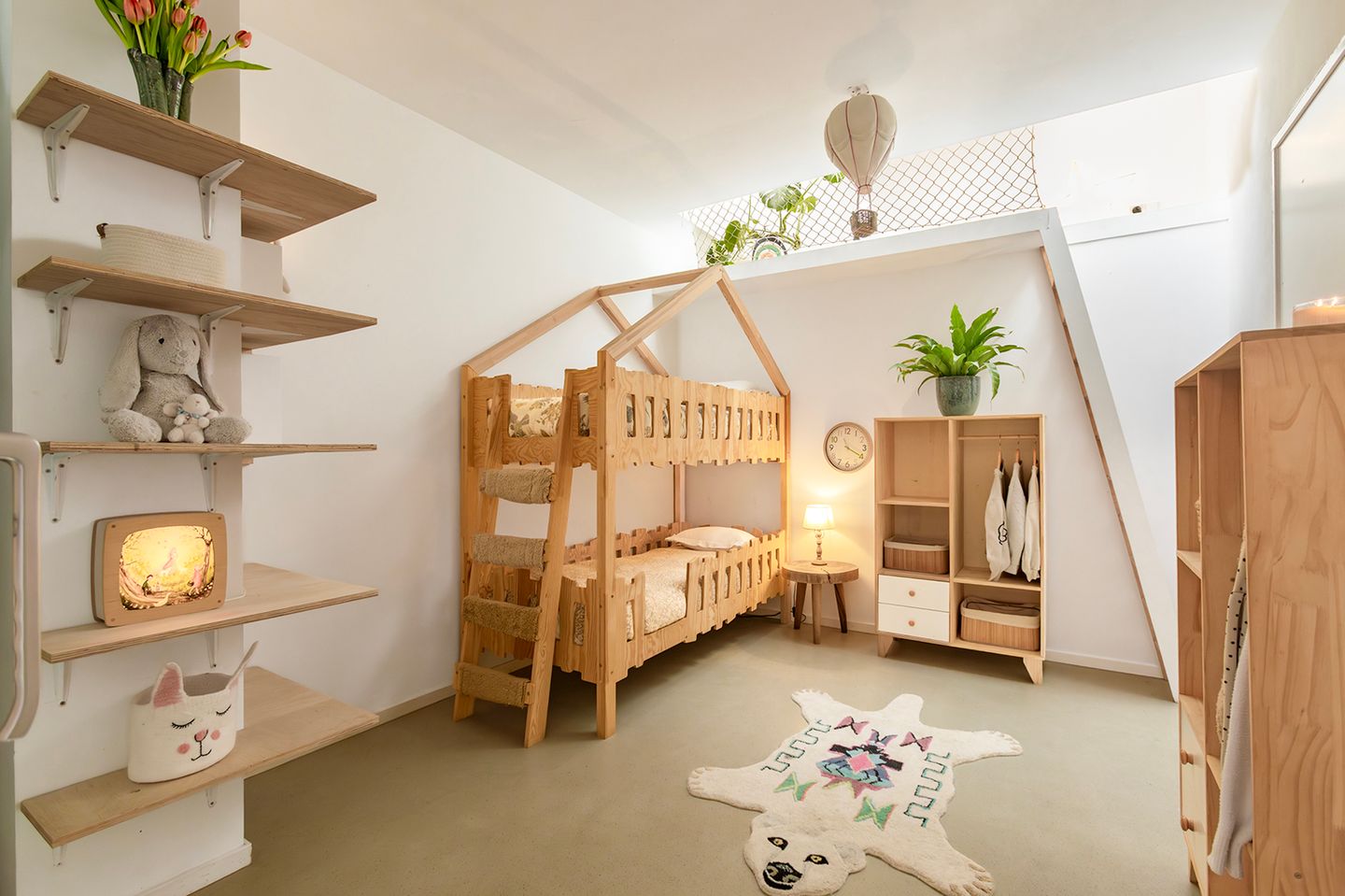 Foto 19 van Cornelis Trooststraat 37-H