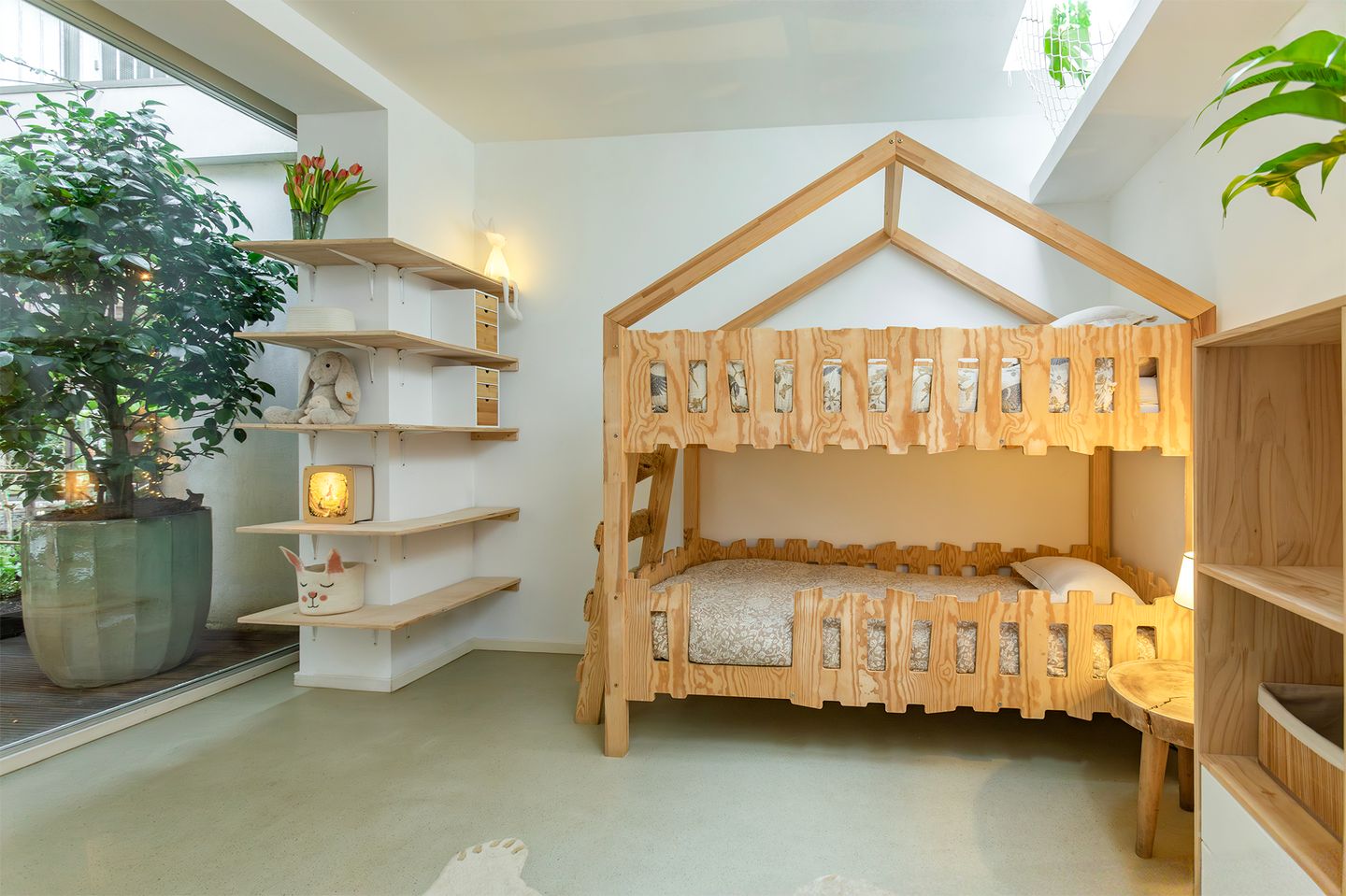 Foto 20 van Cornelis Trooststraat 37-H