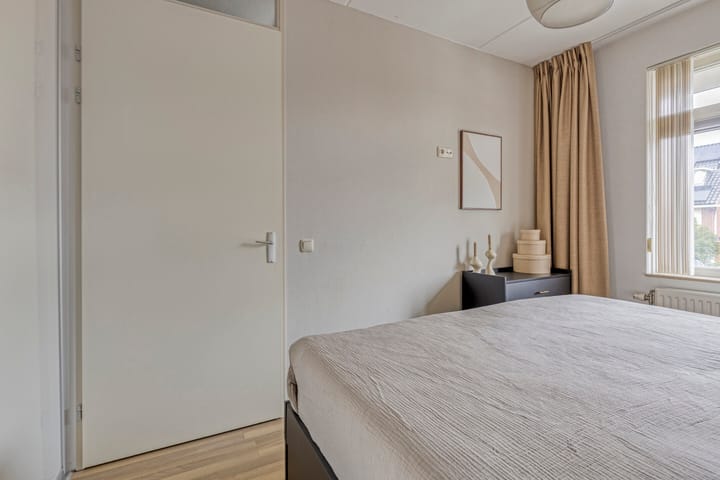 Foto 15 van Veenendaalstraat 73