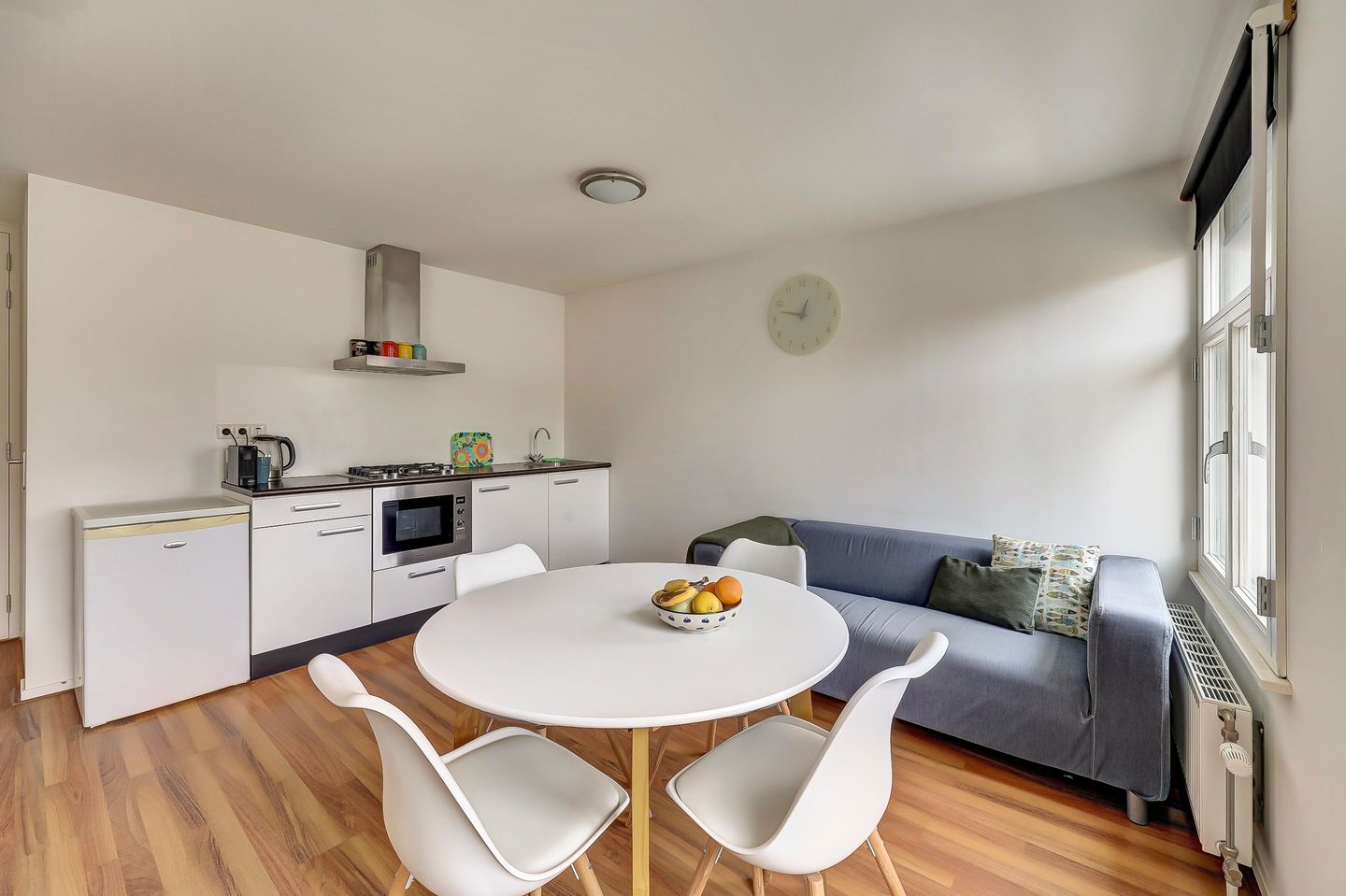 Foto 10 van Eerste Walstraat 3-B