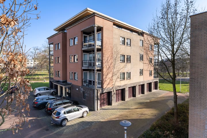 Photo 4 of Beatrixstraat 14