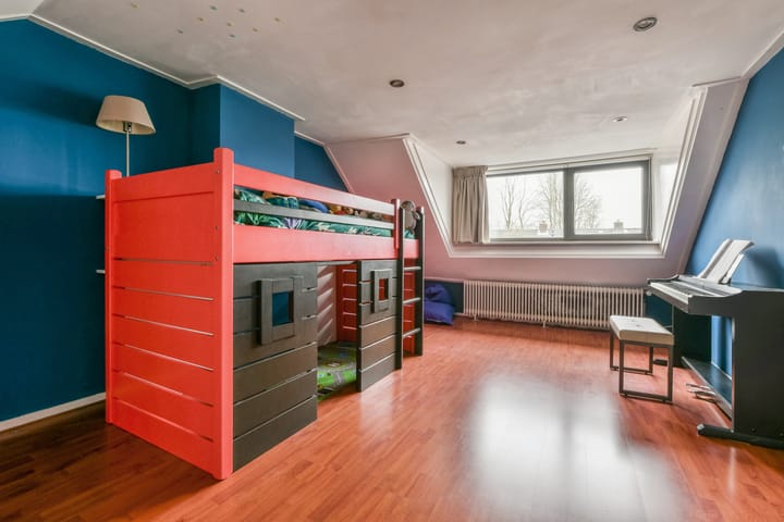 Photo 20 of Willem Klooslaan 61