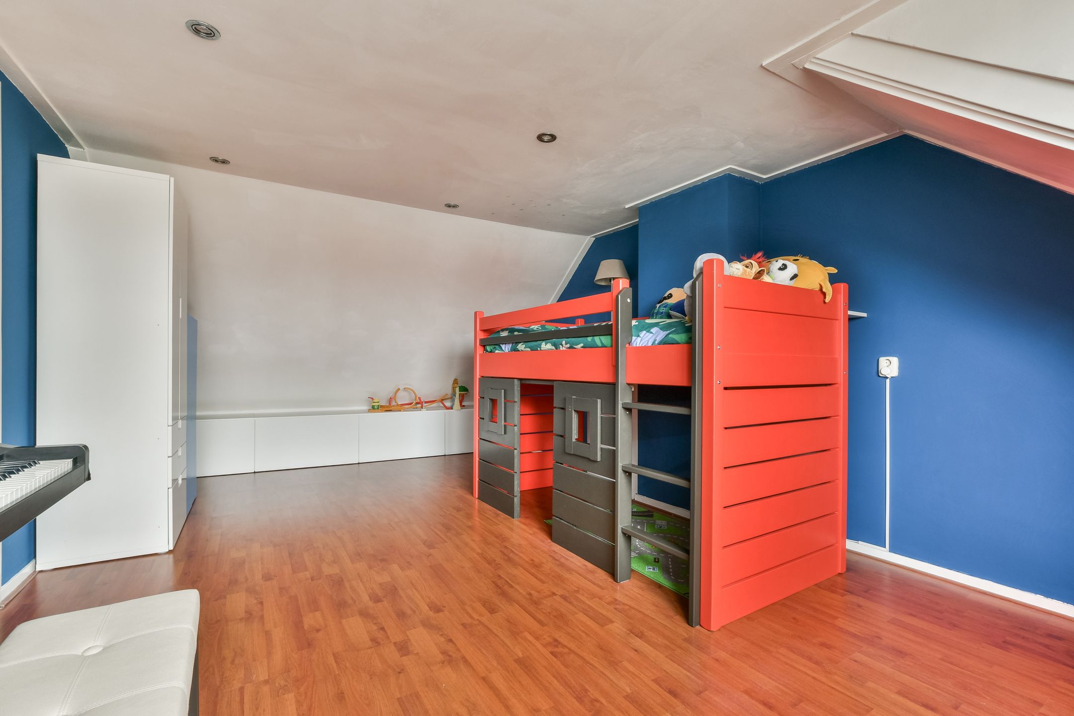 Foto 21 van Willem Klooslaan 61