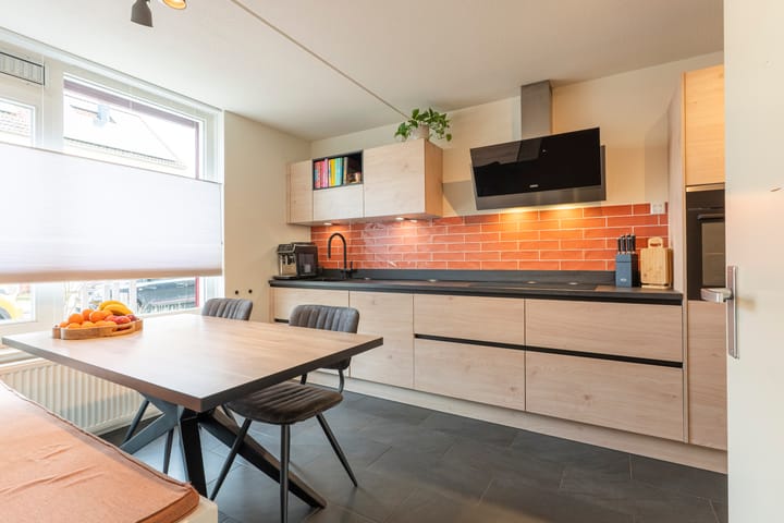 Photo 2 of Pastoor Mainsstraat 15