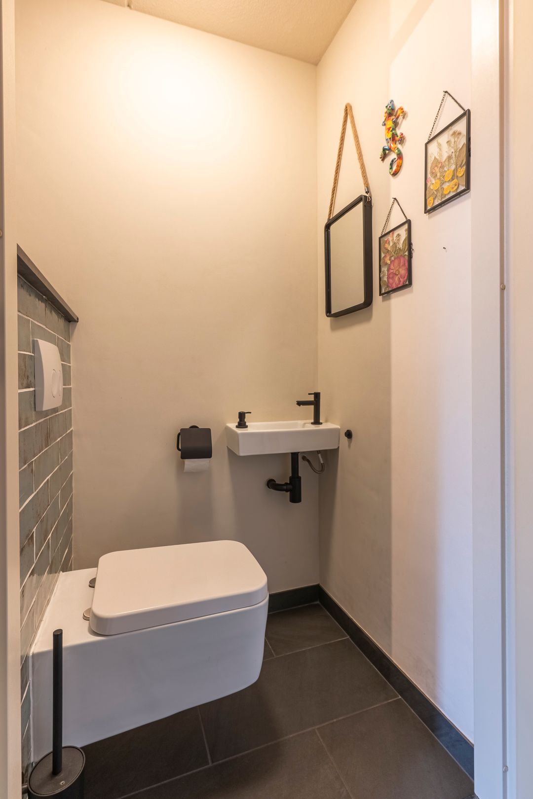 Foto 11 van Pastoor Mainsstraat 15