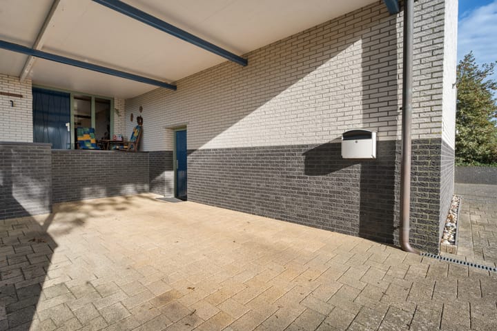 Photo 4 of De Breeakker 1