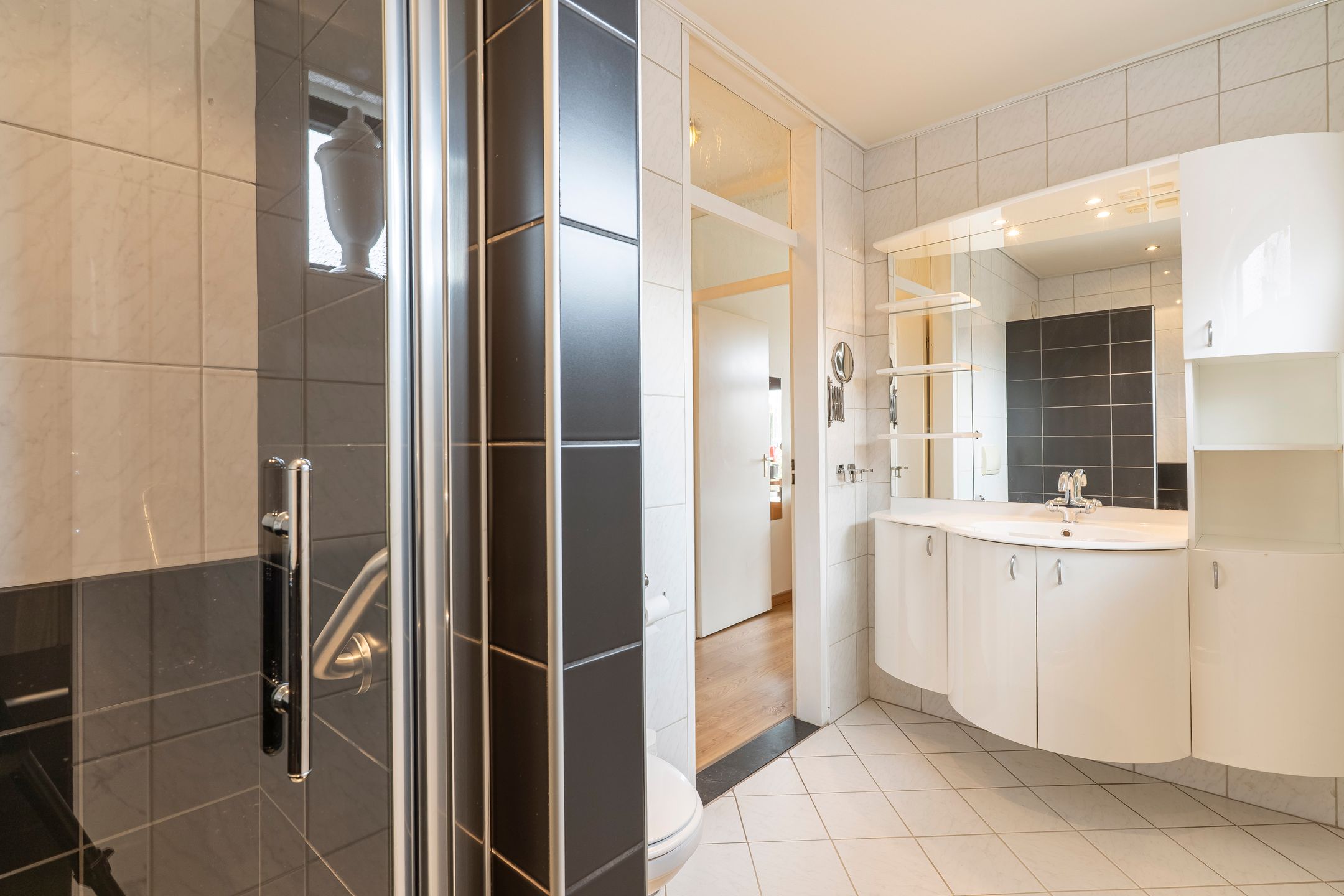 Foto 21 van Koninginnestraat 14-B