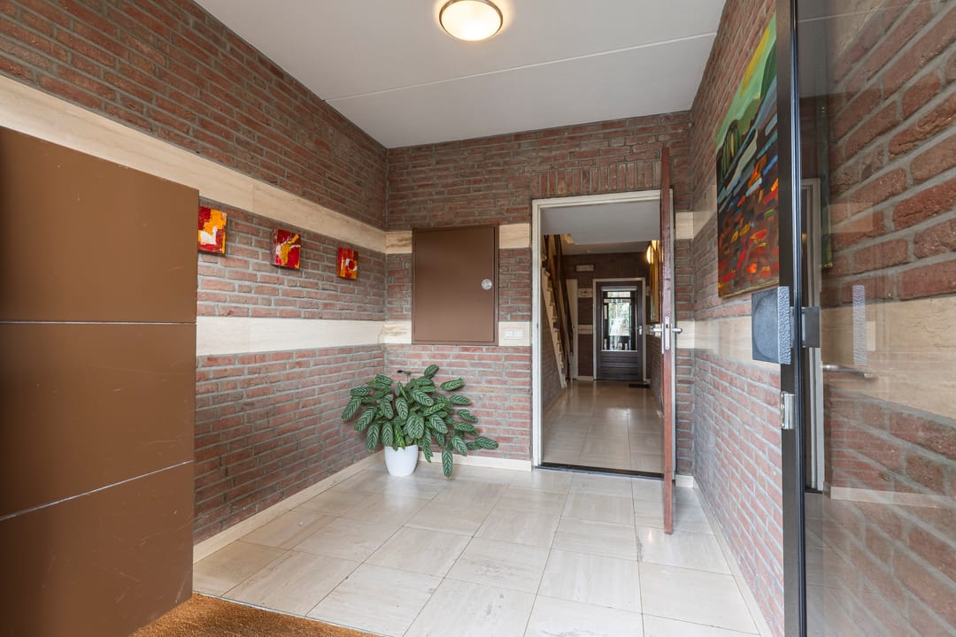 Foto 22 van Koninginnestraat 14-B