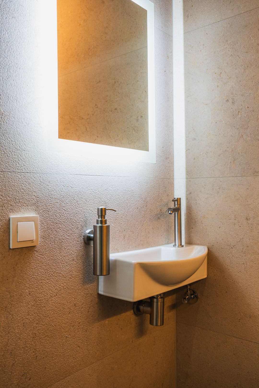 Foto 17 van Burgemeester De Monchyplein 218